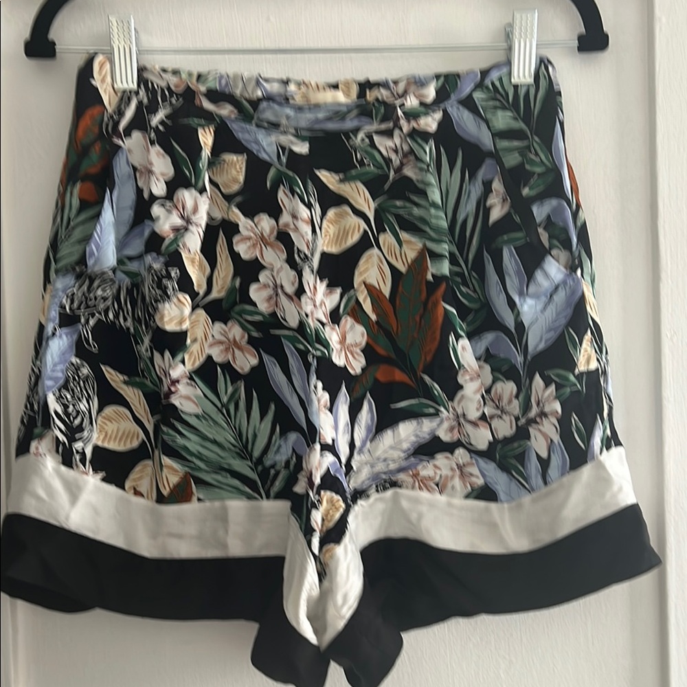 Maje- Floral Print Women's Shorts